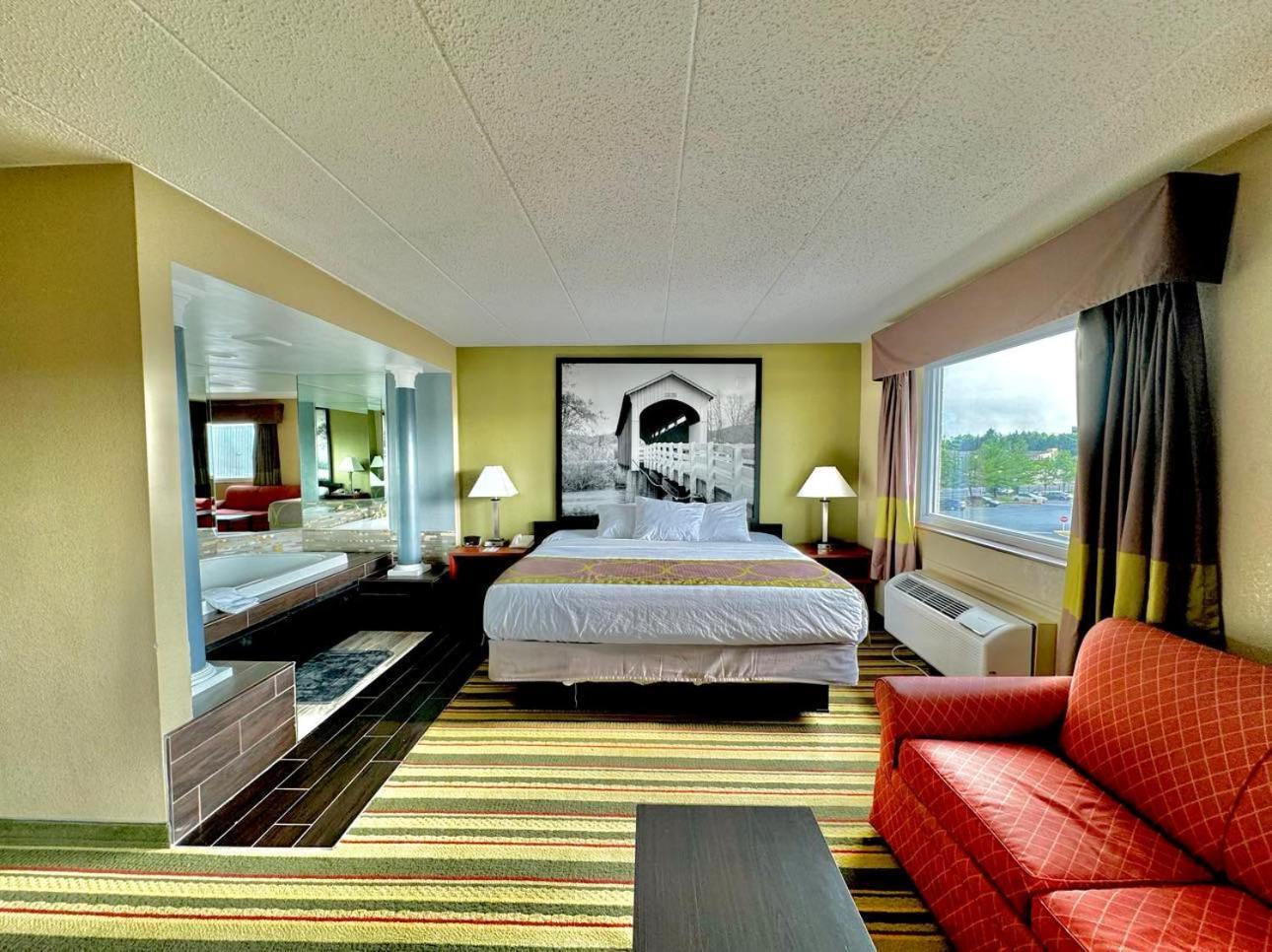 Hotel Super 8 By Wyndham Frederick Exteriér fotografie